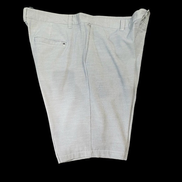 TRAVIS MATHEW Men’s Size 40 Gray Stripe‎ Lightweight Performance Stretch Shorts - Picture 7 of 10